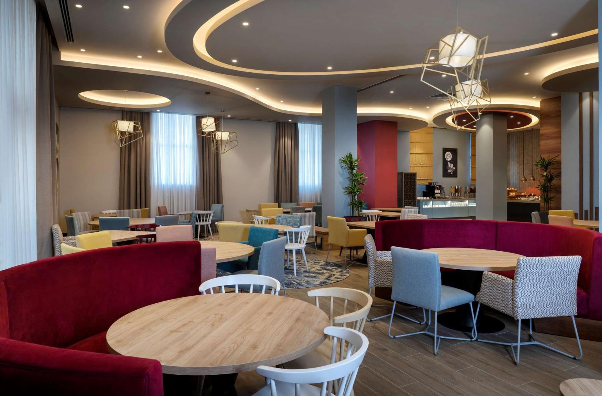Hampton By Hilton Tashkent Hotel Exterior photo